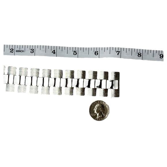 Sarah Coventry Four Seasons Bracelet Brushed And Shiny Silver Tone Textured Link - Picture 8 of 9